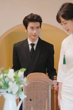 闪婚后总裁沦陷了(婚后沦陷)(闪婚令总裁陷入情网)